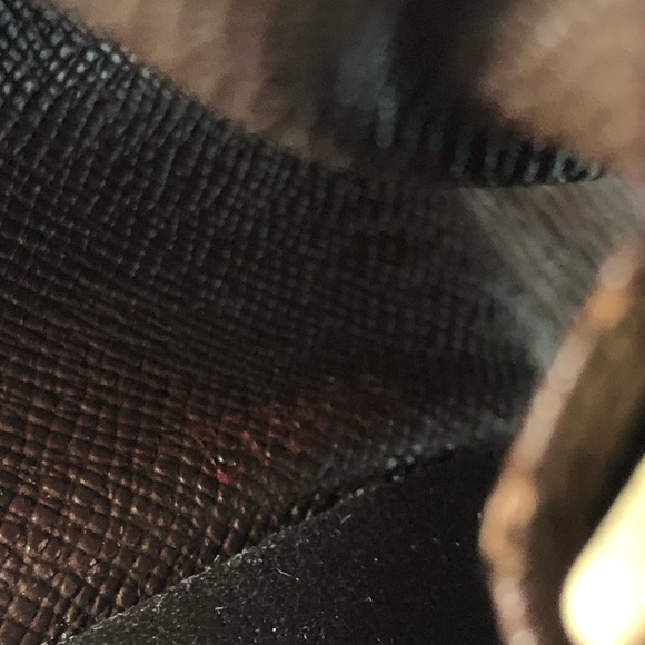 Louis Vuitton Key Pouch - Picture 6 of 6